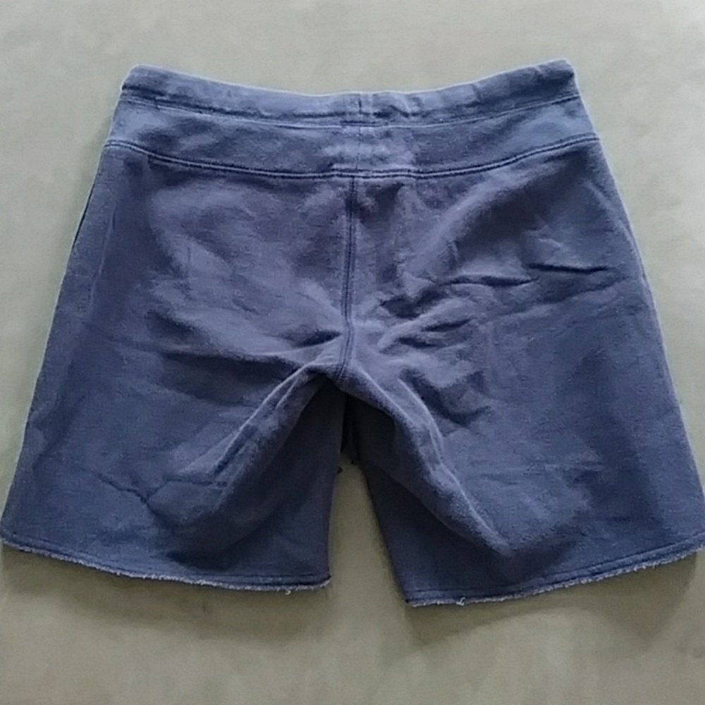 Shorts - Picture 4 of 5